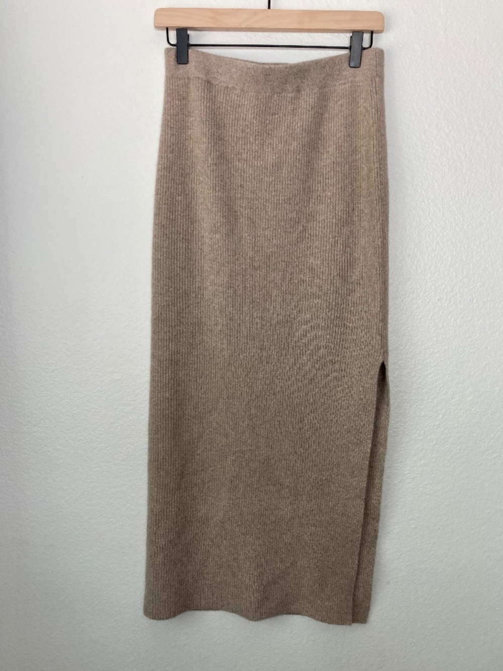 27 Miles 100% Cashmere Maxi Skirt Column Beige Medium Quiet Luxury